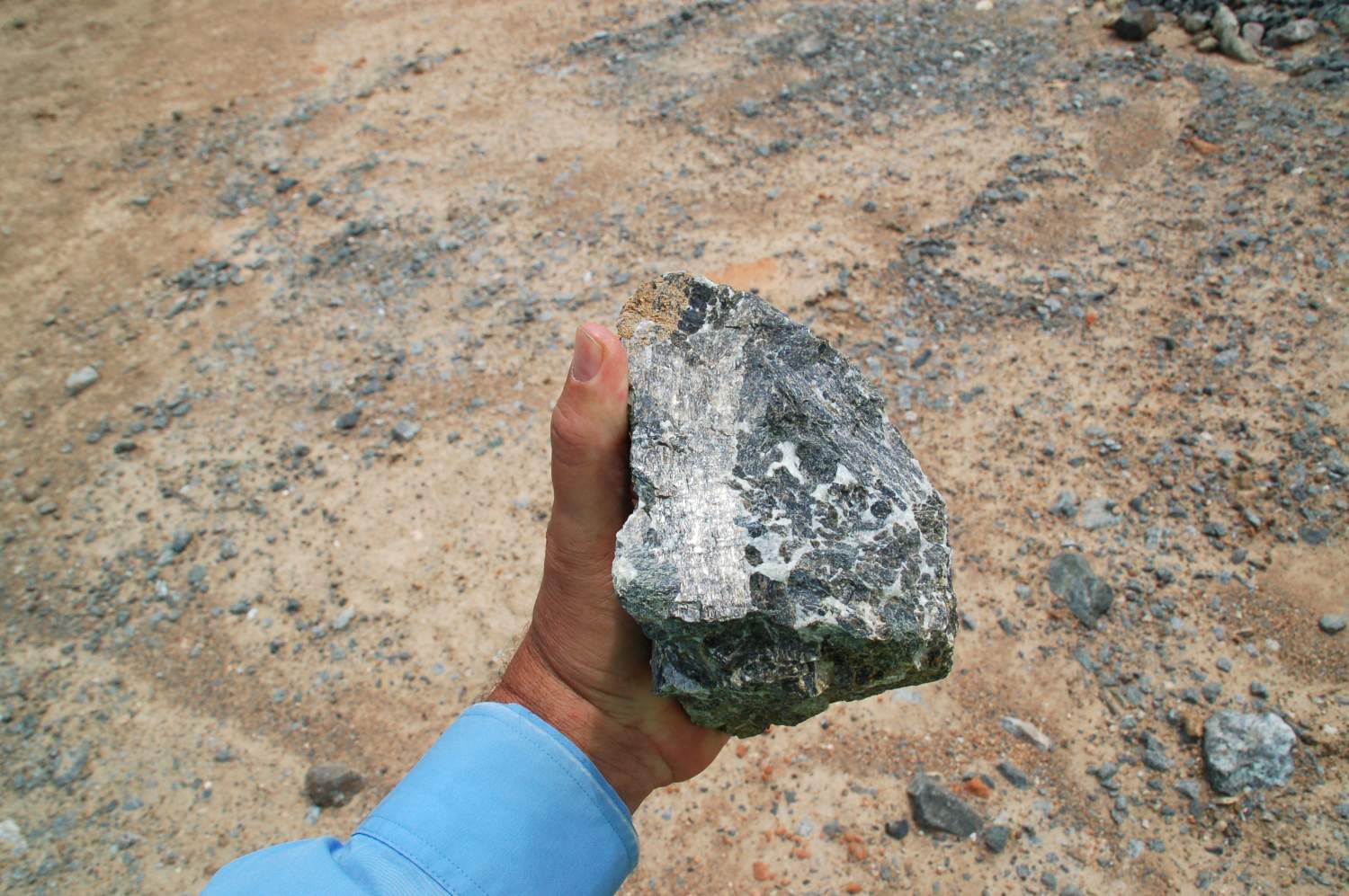 Pyroxénite Pyroxénite du complexe magmatique du Bushveld Bushveld Bushveld, Base zone principale Mokopane (Potgietersrus) PPRust mine