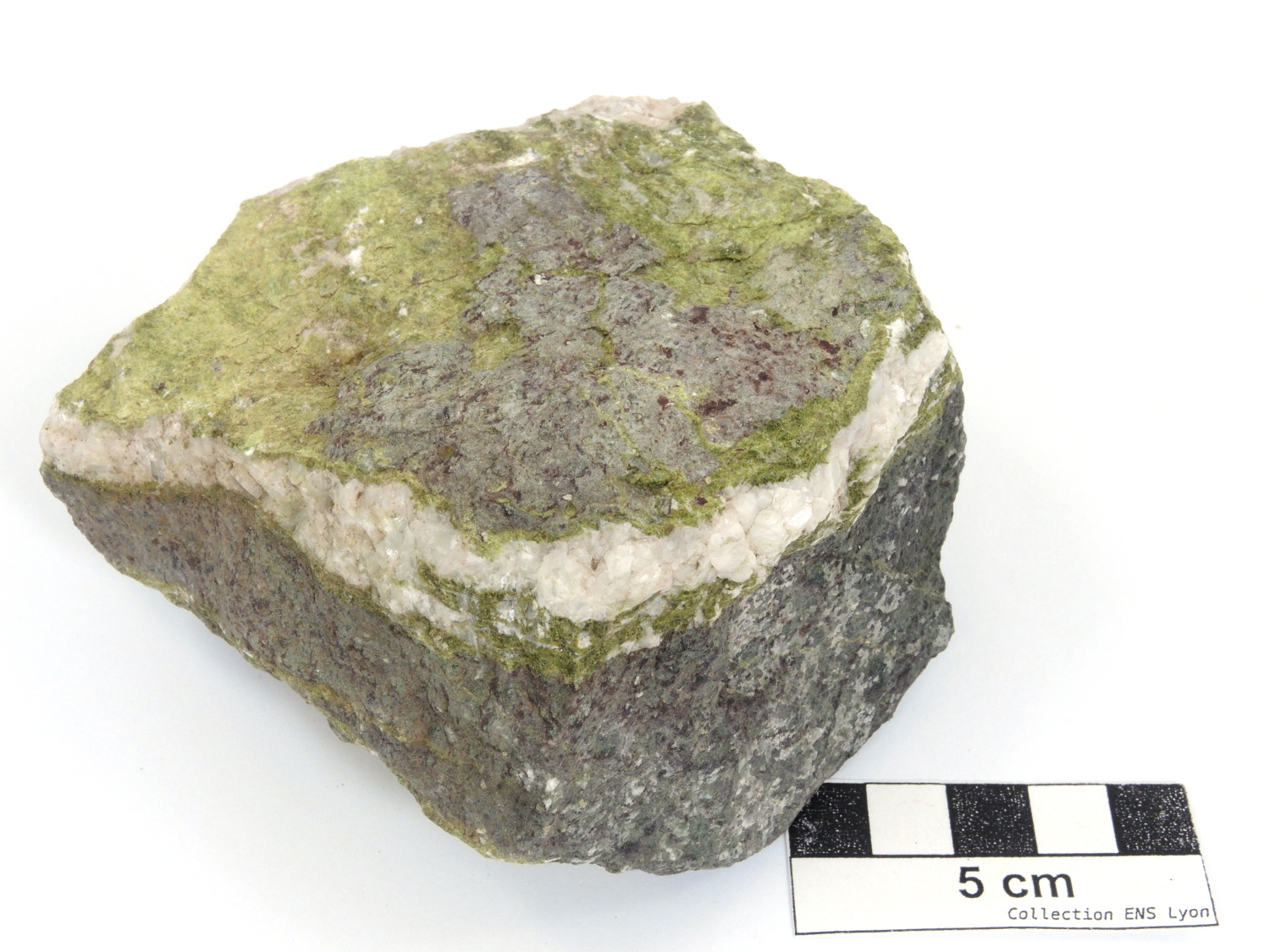 Méta-basalte à épidote et calcite