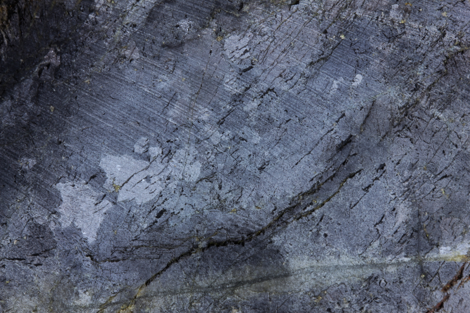 Hypersthénite Pyroxénite d’Arvieu Massif central  Arvieu Bois de Verdus