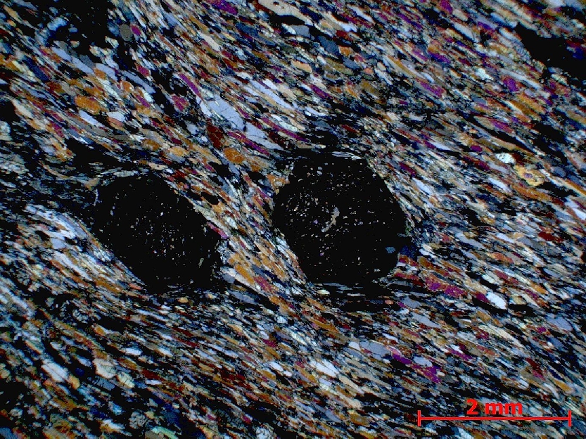  Microscope Éclogite Métabasite à grenat et omphacite Massif armoricain Ile de Groix Locmaria Pointe des Chats
