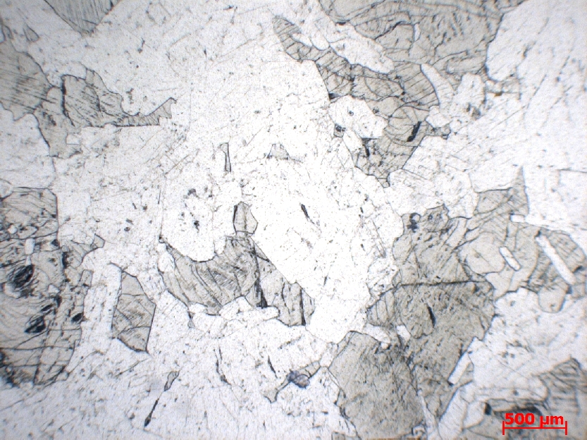  Microscope Gabbro Gabbro isotrope du Kakoulima Complexe de Kakoulima Mont Kakoulima  