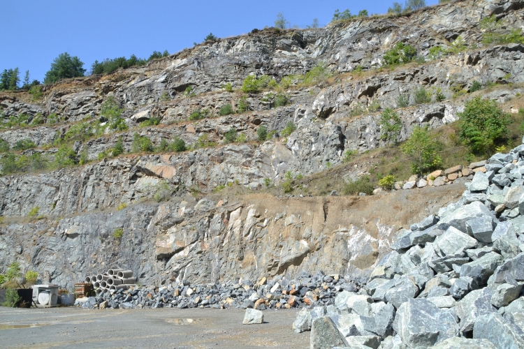 Lherzolite Péridotite de Baldissero Alpes Monti Pelati Vidracco Mine Nuova CIEVES