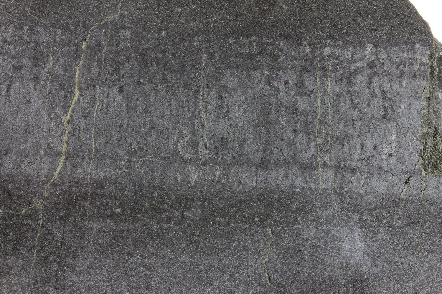 Comb dyke Filon basaltique à texture atypique    