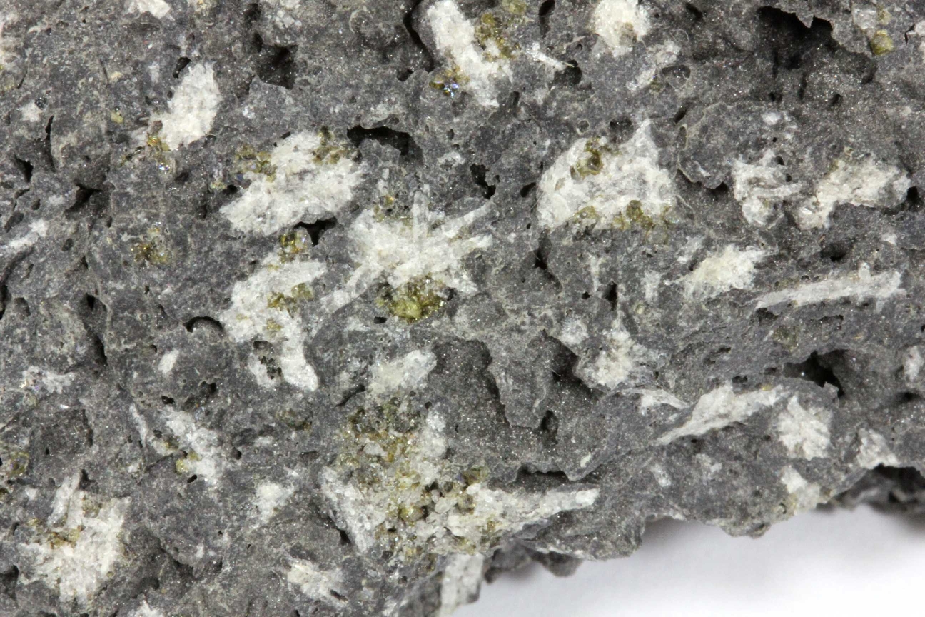 Basalte Basalte à plagioclase et olivine Iles Galapagos   
