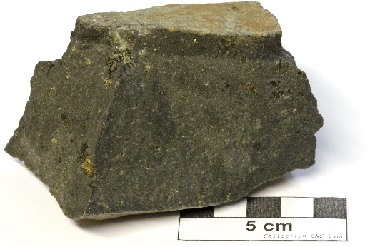 Basalte Basalte porphyrique à augite et olivine    