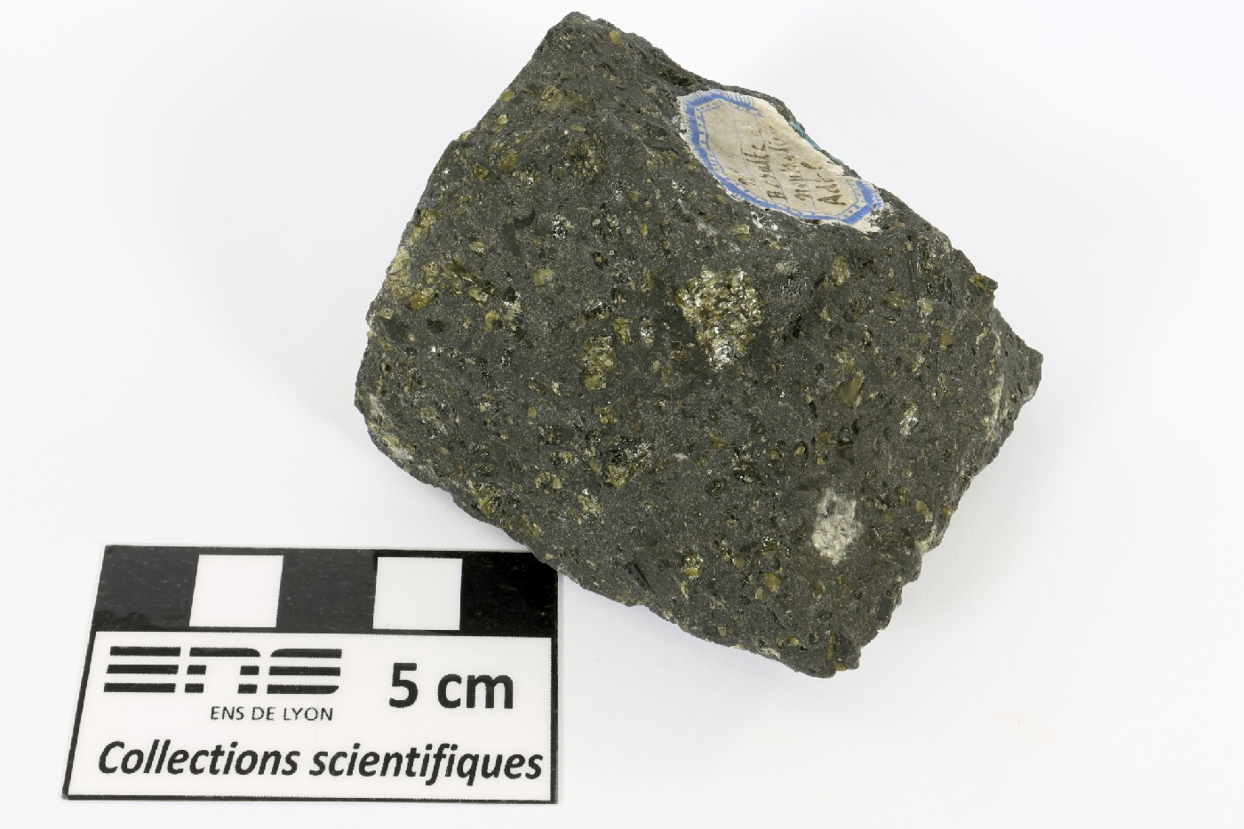 Basanite à olivine et néphéline Basanite à olivine et néphéline Massif de Bohême  Adorf 