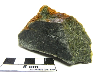Lherzolite Lherzolite de Lers Pyrénées  Le Port Etang de Lers