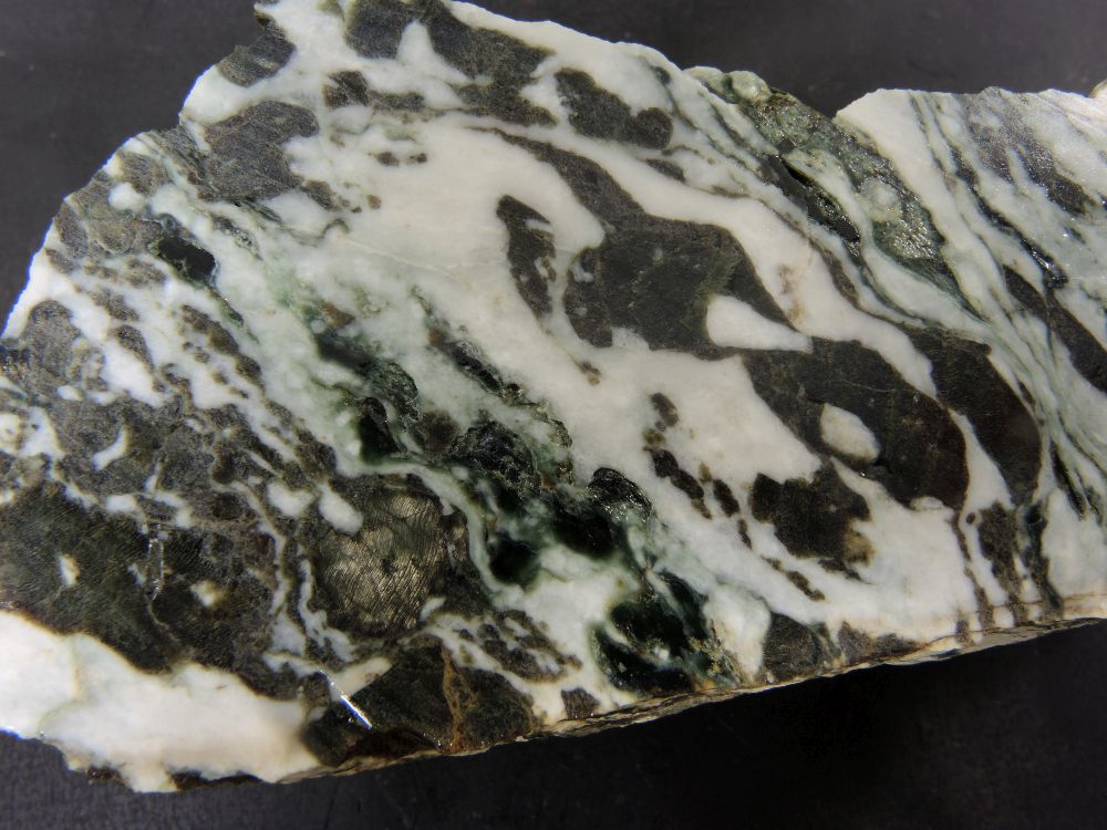 Méta-gabbro déformé Flaser gabbro de Chamrousse Alpes Ophiolite de Chamrousse  
