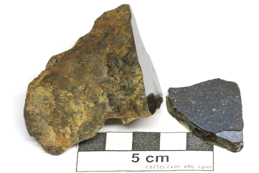 Chondrite ordinaire Chondrite ordinaire L3.8 (S3, W3)    