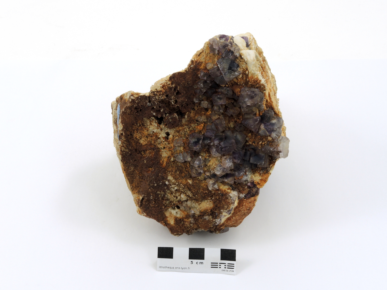Fluorine, barytine et quartz Fluorine, barytine et quartz de Fonsante Provence Massif de l’Estérel Ancienne mine de Fontsante