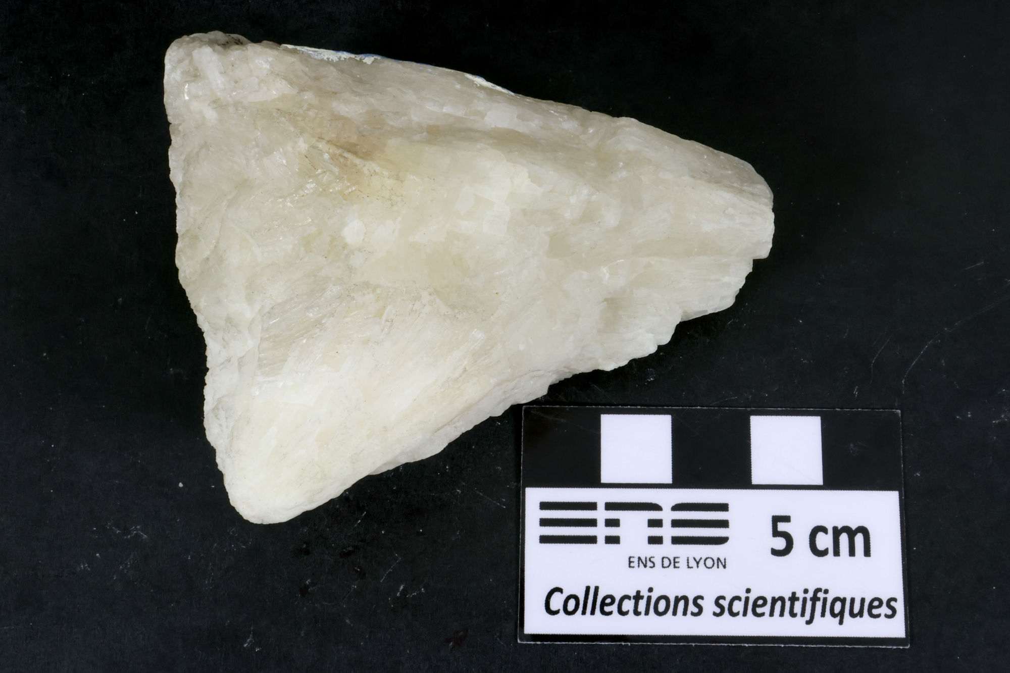 Strontianite Strontianite    
