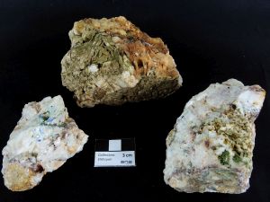 Barytine, malachite et azurite Barytine, malachite et azurite Massif central  Cabrières Borie