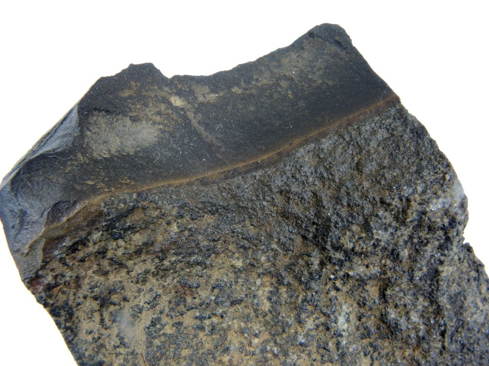Bordure figée d’un basalte au contact d’un gabbro Bordure figée d’un basalte au contact d’un gabbro Province magmatique des Hébrides Ardnamurchan  