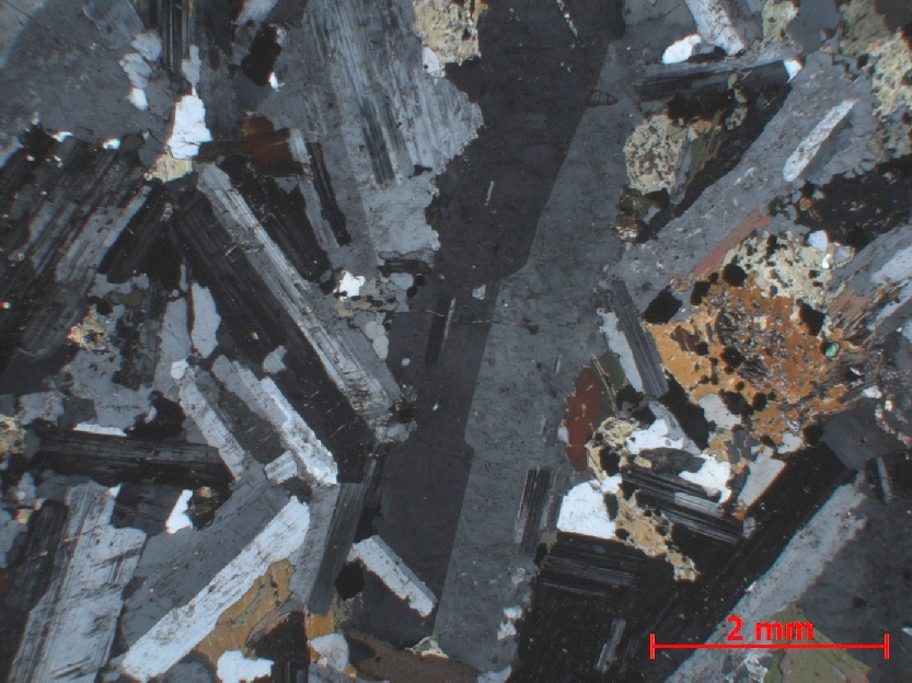  Microscope Syénite Syénite    