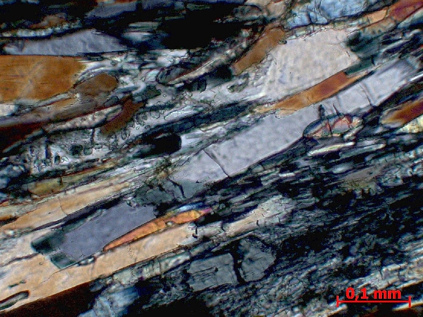  Microscope Éclogite Métabasite à grenats et omphacites Massif armoricain Ile de Groix Locmaria Pointe des Chats