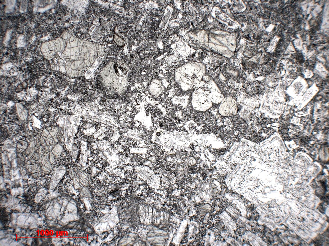 Basalte Basalte porphyrique du Stromboli Iles éoliennes Stromboli  